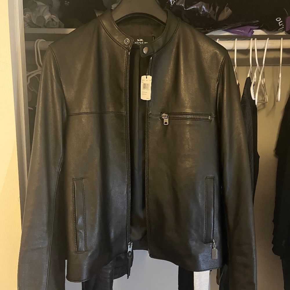 Coach 100% authentic racer Leather jacket. NWT size M